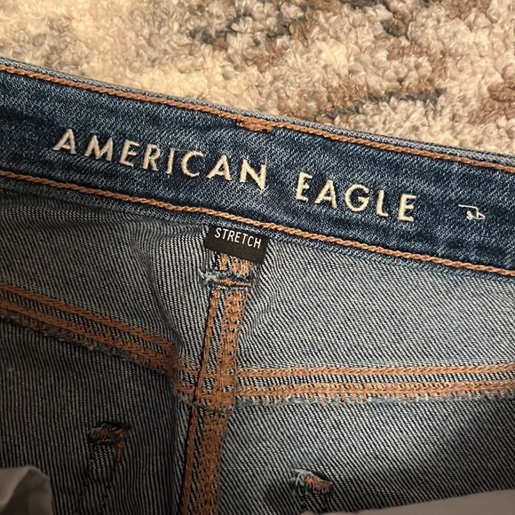 4 Long Highest Rise Mom Jean - Picture 2 of 4